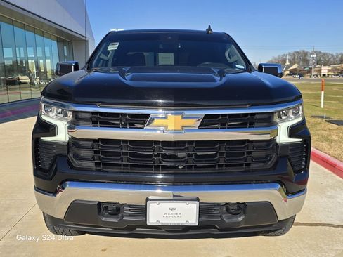 Used 2022 Chevrolet Silverado 1500 LT w/ Z71 Off-Road Package image 8