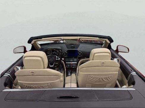 Used 2018 Mercedes-Benz SL 550 image 63