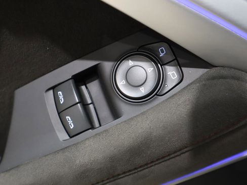 Used 2017 Chevrolet Camaro ZL1 image 21