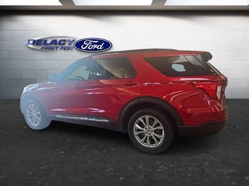 Used 2021 Ford Explorer XLT w/ Equipment Group 202A AWD/4WD image 3