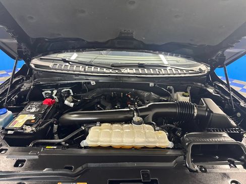 Used 2025 Lincoln Navigator L Reserve AWD/4WD image 24