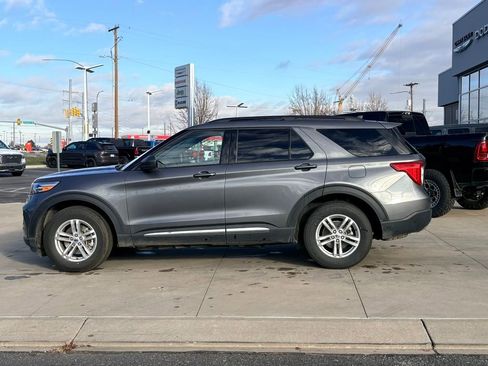 Used 2024 Ford Explorer XLT w/ Equipment Group 202A image 7