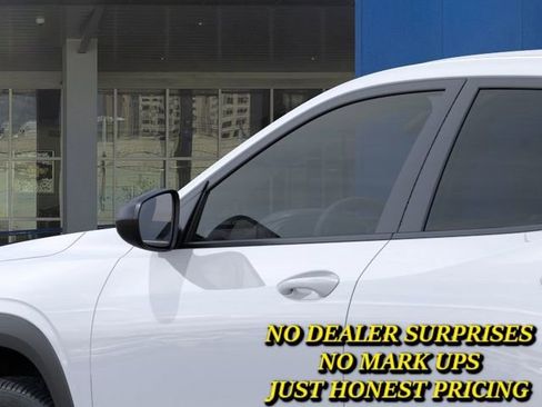 New 2026 Chevrolet Trax LS FWD image 12