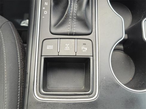 Used 2019 Kia Sorento LX w/ LX Convenience Package image 25