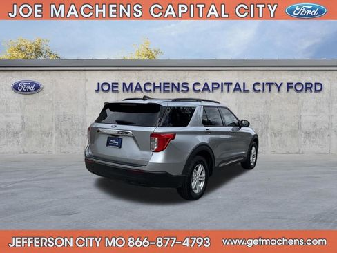 Certified 2023 Ford Explorer XLT image 6