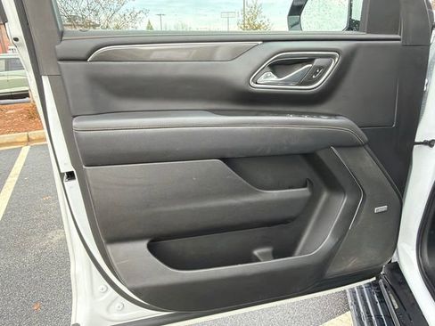 Used 2023 GMC Yukon AT4 image 10