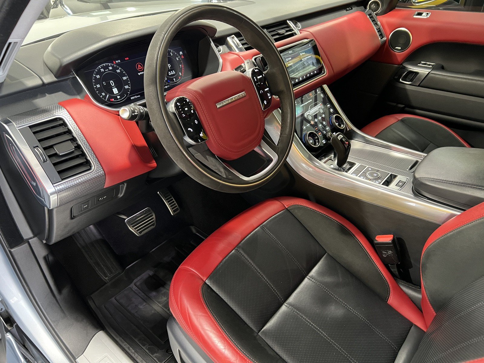Used 2021 Land Rover Range Rover Sport HST AWD/4WD image 13