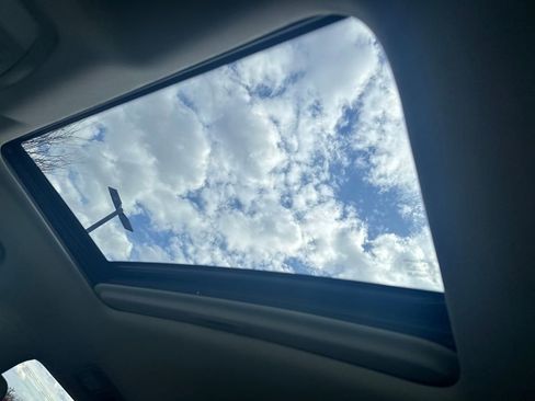 Used 2018 Nissan Armada SL w/ Premium Package image 20