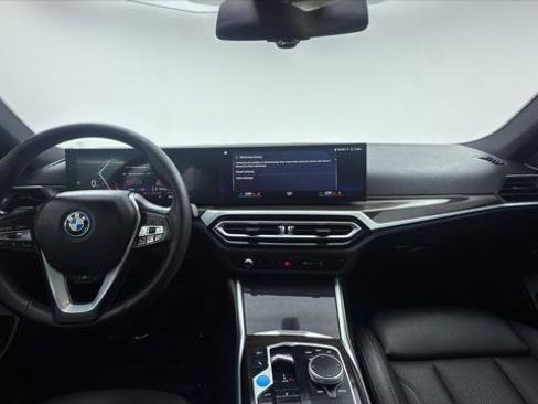 Used 2023 BMW i4 eDrive35 w/ Premium Package RWD image 23
