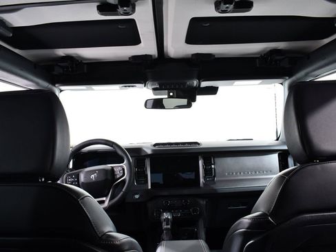 New 2025 Ford Bronco Badlands image 17