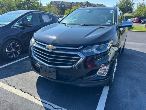 Used 2020 Chevrolet Equinox Premier FWD image 2