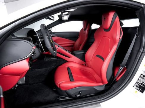 Certified 2024 Ferrari Roma RWD image 4