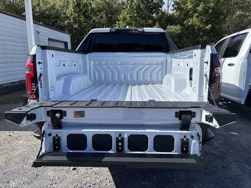 New 2026 Chevrolet Silverado EV Trail Boss w/ Plus Package image 25