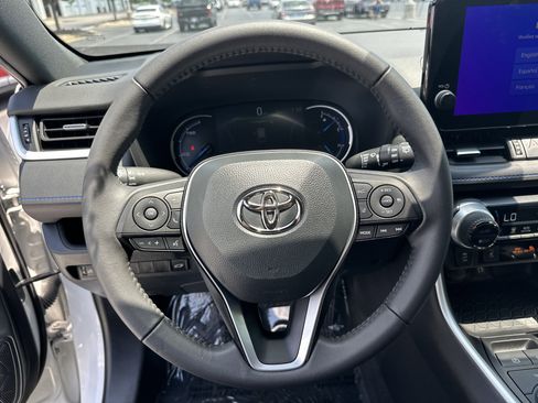 Certified 2023 Toyota RAV4 XSE AWD/4WD image 18