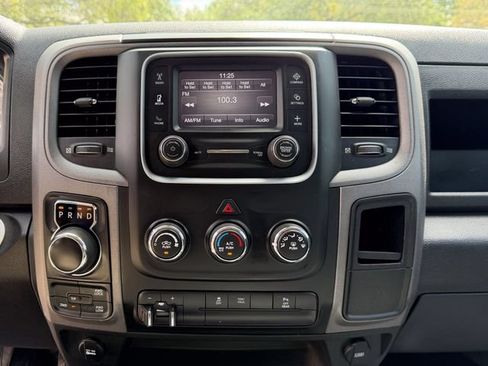 Used 2022 RAM 1500 Tradesman w/ Chrome Appearance Group AWD/4WD image 16