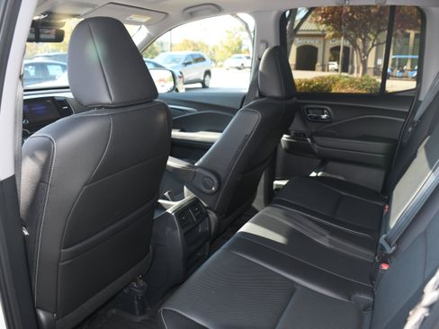 Certified 2023 Honda Ridgeline RTL image 17