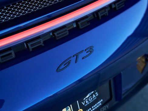 Used 2023 Porsche 911 GT3 image 17