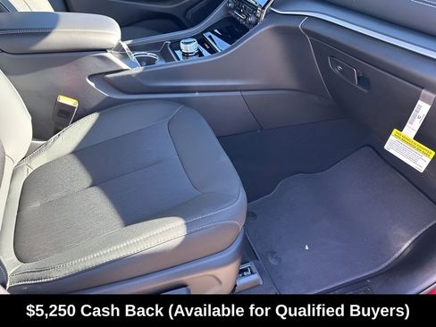 New 2025 Jeep Grand Cherokee Laredo X w/ Luxury Tech Group I RWD image 19