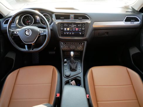 Used 2019 Volkswagen Tiguan SE w/ 3rd Row Seat Package AWD/4WD image 10