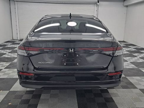 Used 2023 Honda Accord EX image 5