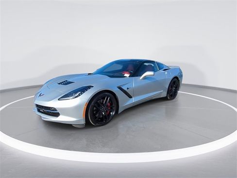 Used 2015 Chevrolet Corvette Stingray Z51 w/ 3LT Preferred Equipment Group image 4