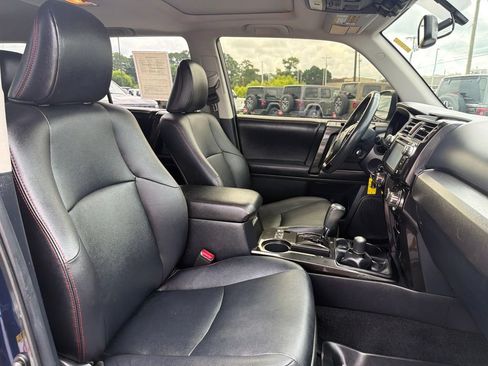 Used 2016 Toyota 4Runner Trail Premium AWD/4WD image 23