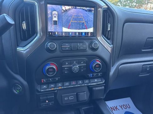 Used 2020 Chevrolet Silverado 1500 High Country w/ Technology Package image 10