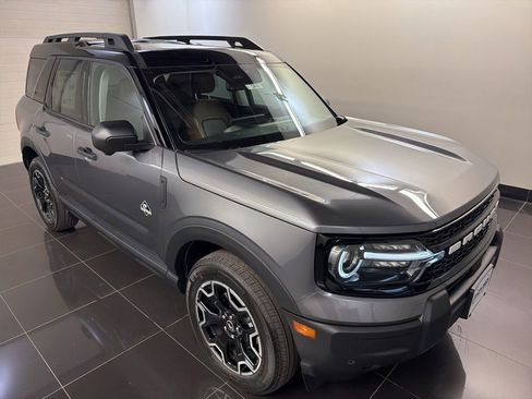 New 2026 Ford Bronco Sport Outer Banks w/ Outer Banks Tech Package+ AWD/4WD image 1