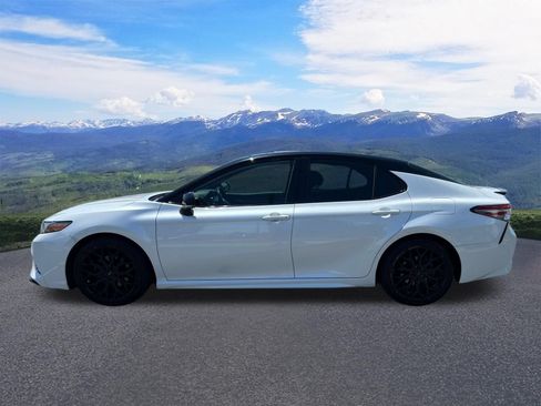 Used 2019 Toyota Camry XSE w/ Driver Assist Package FWD image 2