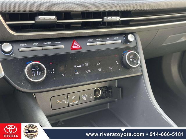 Used 2024 Hyundai Sonata SEL w/ Convenience Package FWD image 32