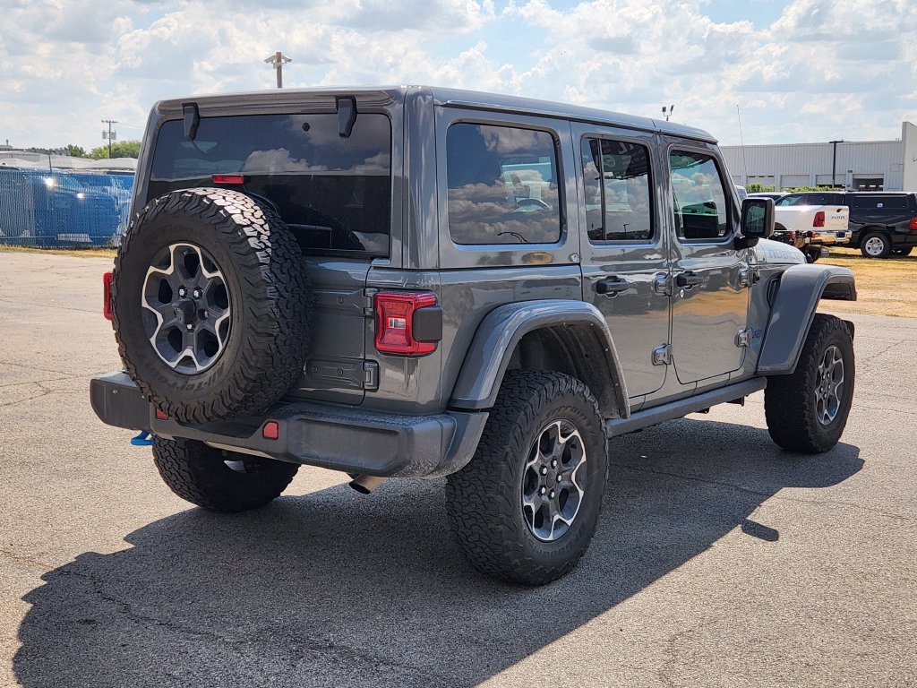 Used 2023 Jeep Wrangler Unlimited Rubicon 4xe w/ Cold Weather Group AWD/4WD image 4