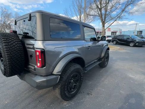 Used 2023 Ford Bronco Wildtrak image 15