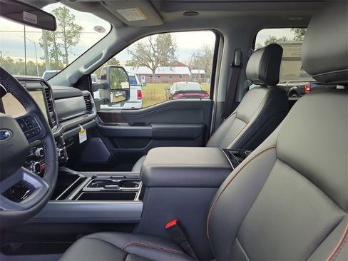 New 2026 Ford F250 Lariat w/ Black Appearance Package image 8