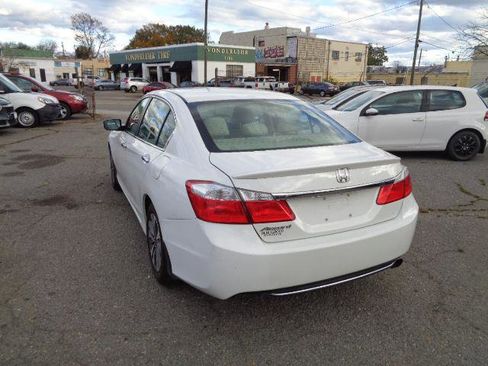 Used 2013 Honda Accord LX image 6