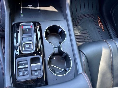 Used 2023 Honda Pilot TrailSport image 36