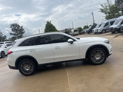 Certified 2026 Mercedes-Benz GLC 300 image 3