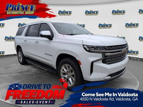 Used 2022 Chevrolet Suburban Premier w/ Premium Package RWD image 1