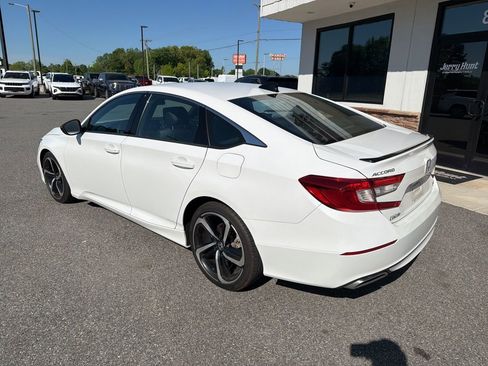 Used 2021 Honda Accord Sport image 6