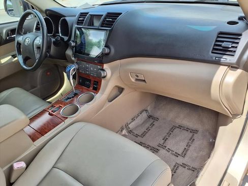 Used 2009 Toyota Highlander Limited AWD/4WD image 8