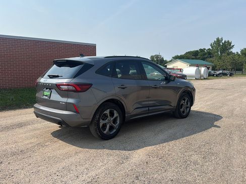 Used 2024 Ford Escape ST-Line w/ Tech Pack #1 AWD/4WD image 4