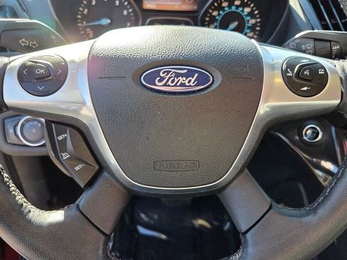 Used 2015 Ford Escape Titanium image 29
