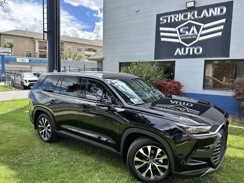 Used 2026 Toyota Grand Highlander AWD Hybrid image 2