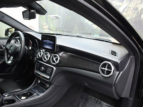 Used 2019 Mercedes-Benz GLA 250 GLA 250 image 25