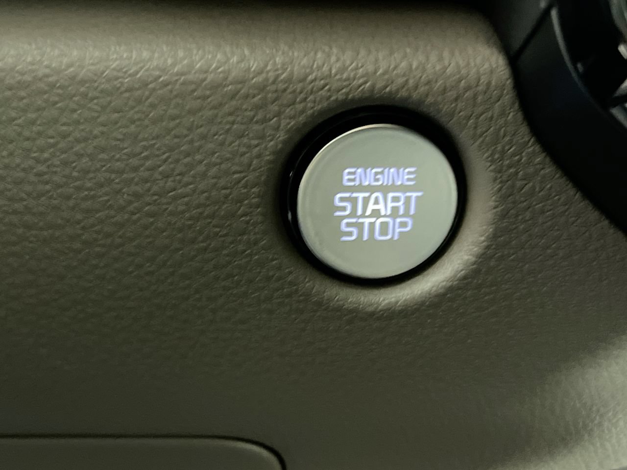 New 2026 Kia Carnival FWD image 22