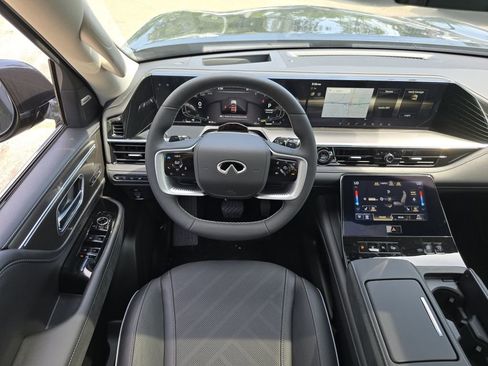 Used 2025 INFINITI QX80 Luxe w/ Cargo Package RWD image 31