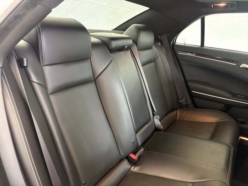 Used 2023 Chrysler 300 S w/ Comfort Group RWD image 38