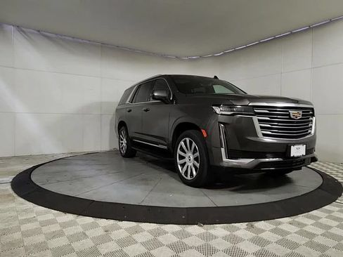 Used 2021 Cadillac Escalade Premium Luxury Platinum AWD/4WD image 2