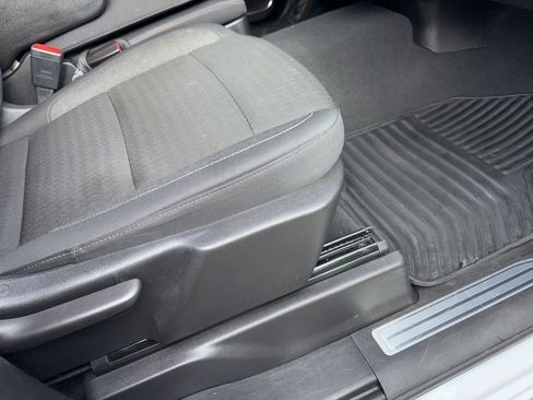 Used 2025 Chevrolet Silverado 3500 LT w/ Safety Package image 13