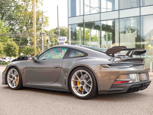 Used 2022 Porsche 911 GT3 RWD image 44