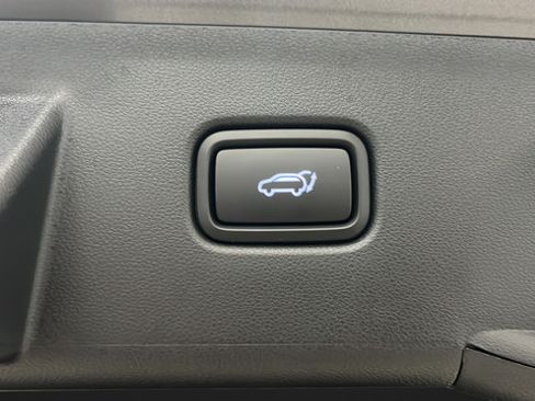 Used 2025 Hyundai Tucson Limited AWD/4WD image 28
